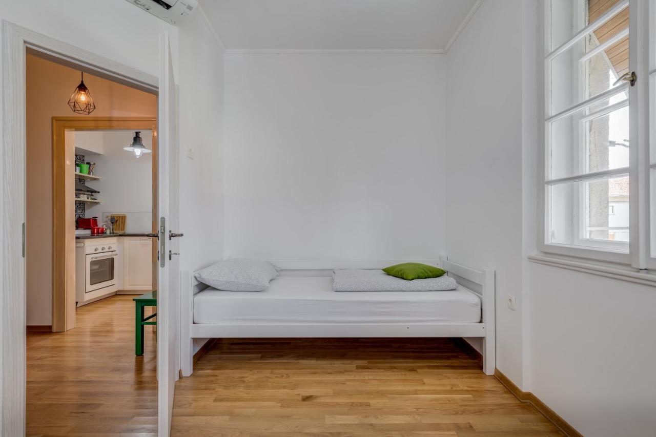 Apartment Dinka With Terrace Split Exteriér fotografie