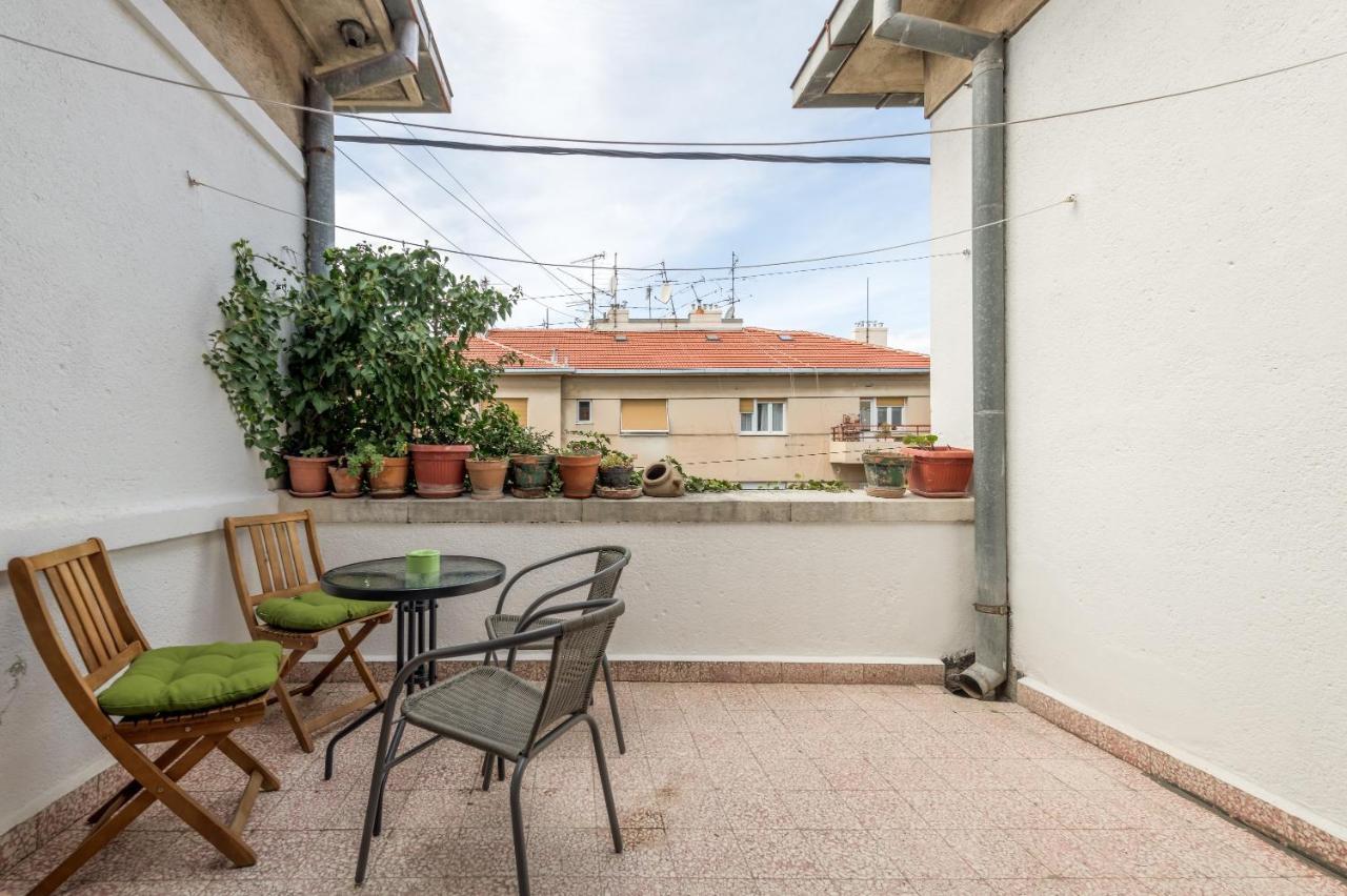 Apartment Dinka With Terrace Split Exteriér fotografie